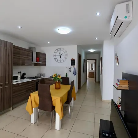 Central Living Stylish 2Br 15 Min To Valletta