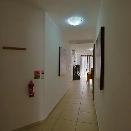 Central Living Stylish 2Br 15 Min To Valletta Apartament *