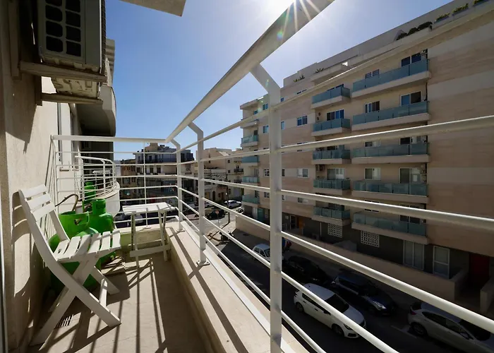 2 Bed Tal Guardamangia