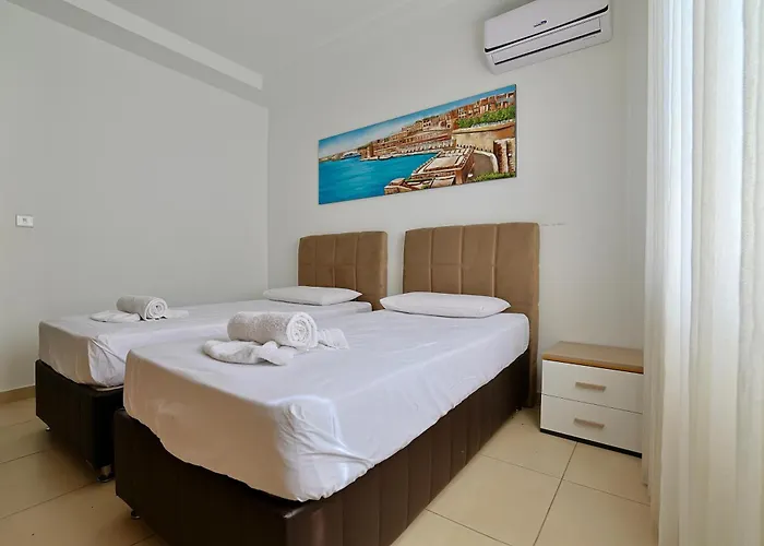 2 Bed アパート *